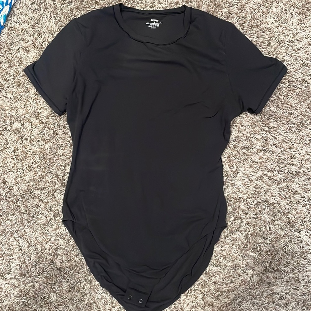 SKIMS Fits Everybody T-Shirt Bodysuit